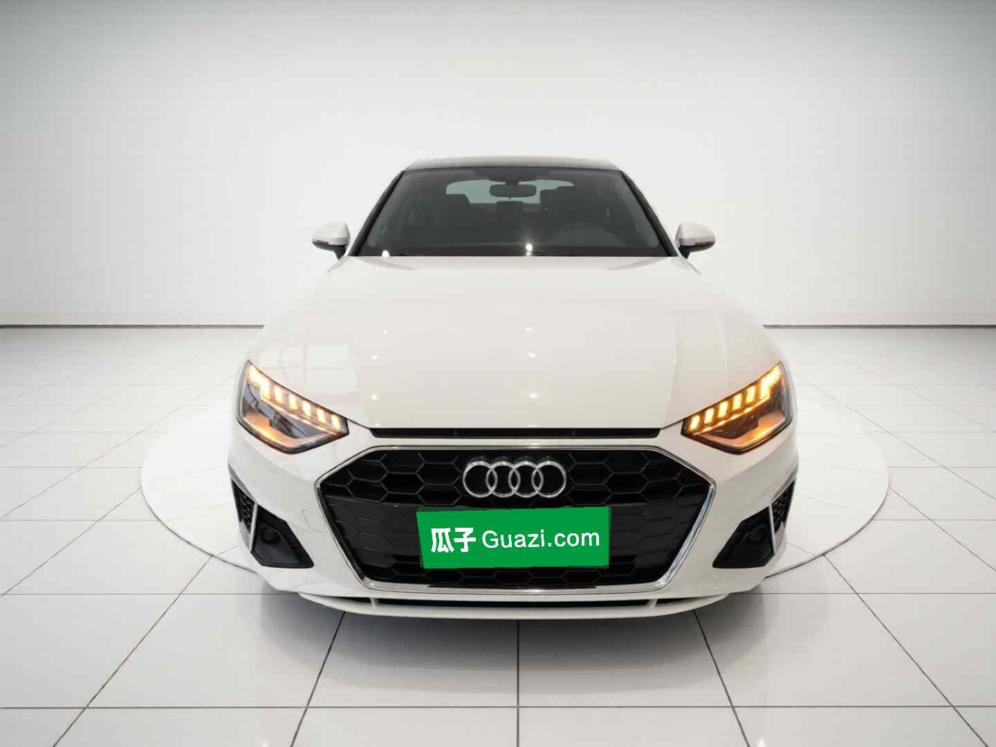 奥迪A4L 2024款 40 TFSI 时尚动感型(1)