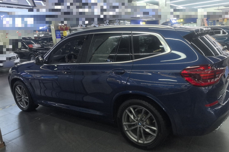 宝马X3 2020款  xDrive28i M运动套装车身外观4