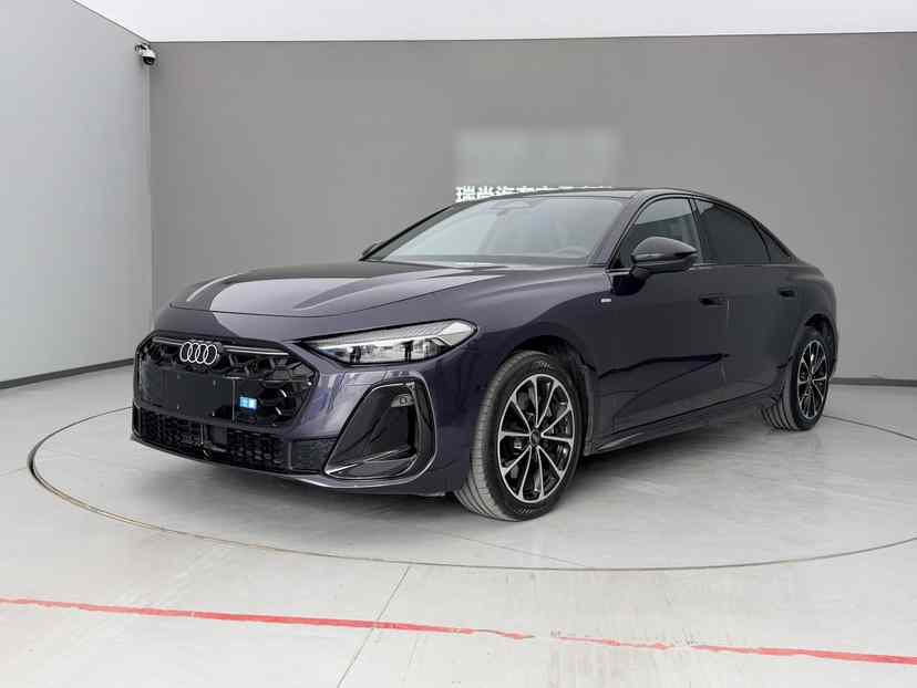 奥迪A5L 2026款 2.0T 运动版 Plus(1)