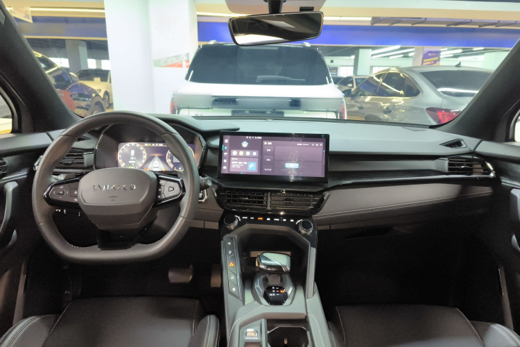 领克06 2023款 Remix 1.5T 劲Pro中控内饰12