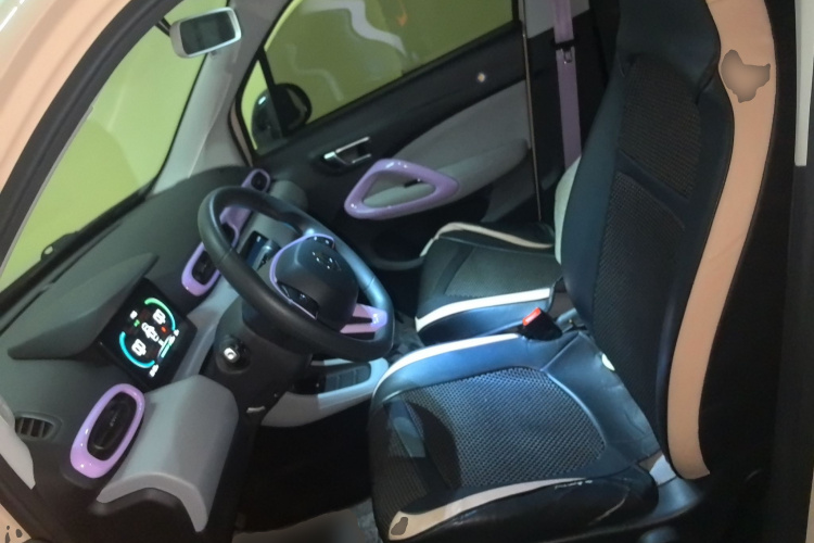 零跑汽车 零跑T03 2022款 珠光版中控内饰19