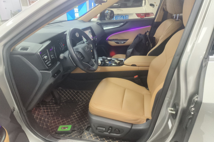 雷克萨斯NX 2022款 260 前驱 创悦版局部细节19