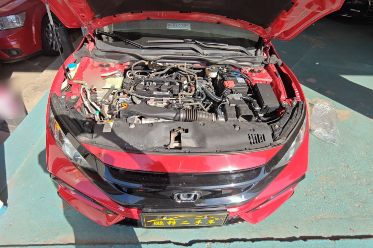 本田 思域 2021款 HATCHBACK 220TURBO CVT新锐控局部细节24