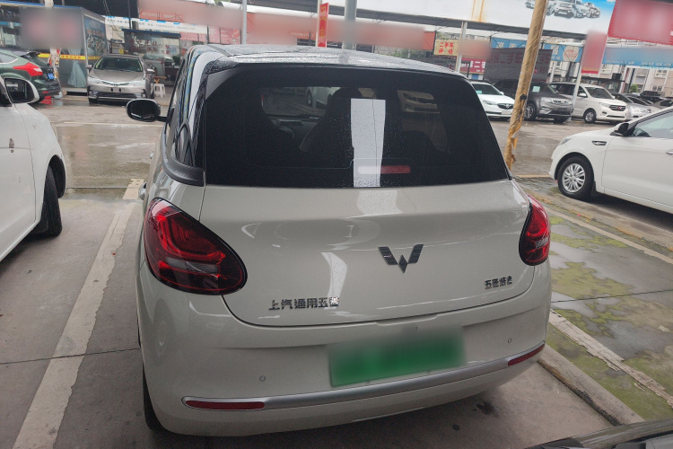 五菱汽车 五菱缤果 2024款 203km 轻享款车身外观6