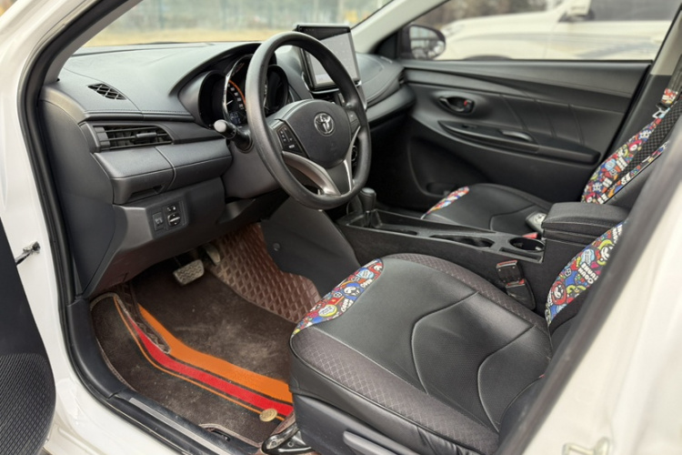 丰田 YARiS L 致炫 2022款 致炫X 1.5L CVT领先PLUS版中控内饰7001