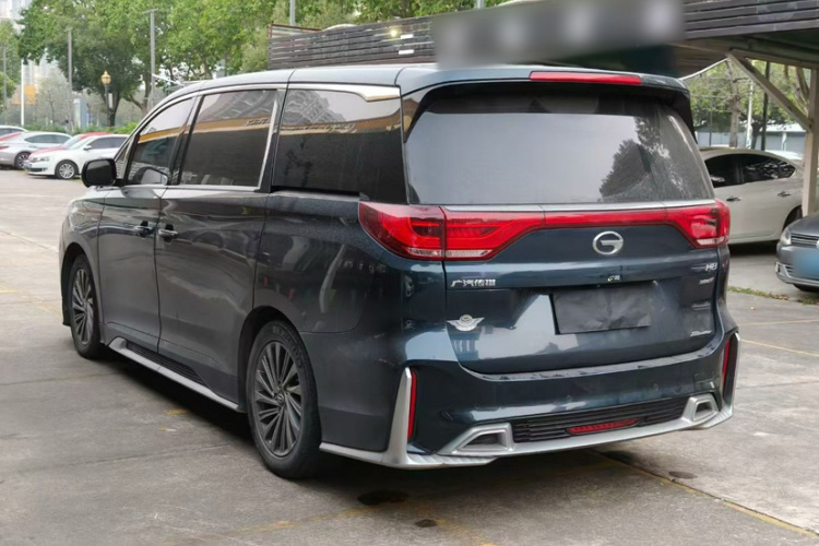 广汽传祺 传祺M8 2021款 大师系列 390T 至尊版车身外观6008