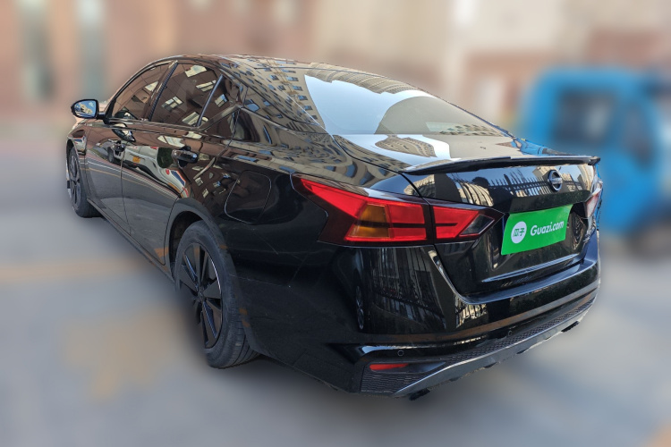 日产 天籁 2021款 2.0T XL Upper AD1 智享领航版车身外观5