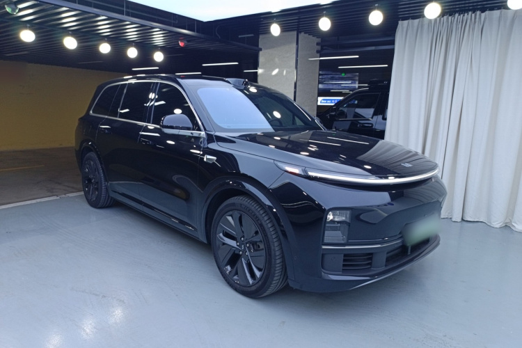 理想汽车 理想L9 2024款 Ultra车身外观3