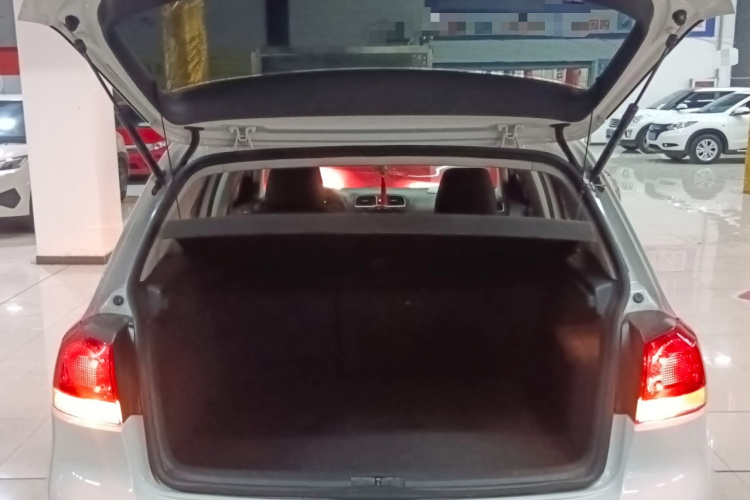 大众 高尔夫 2012款 1.6 自动舒适型机舱底盘23