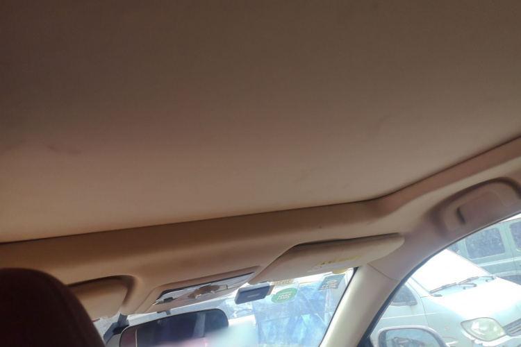 北汽幻速S7 2018款 1.5T 手动尊享型中控内饰22