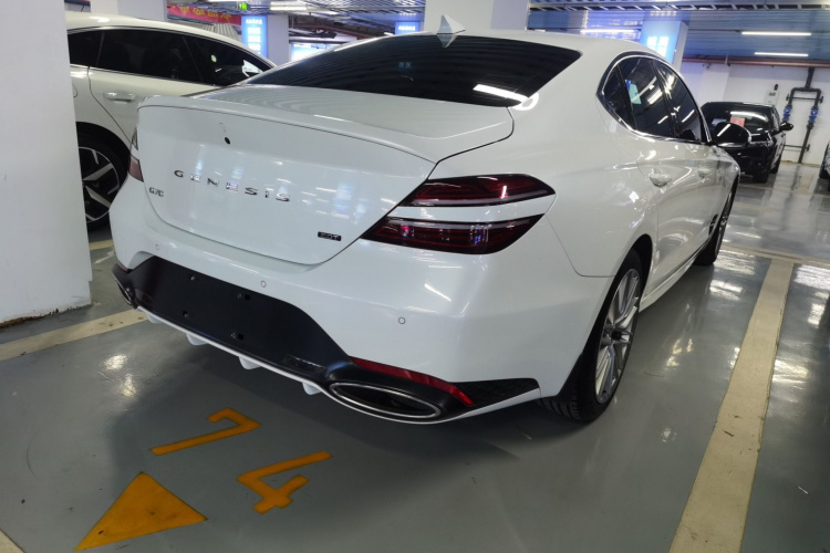 捷尼赛思G70 2021款 2.0T 后驱豪华版车身外观7