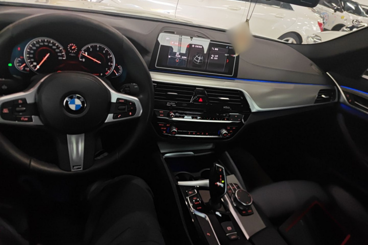 宝马5系(进口) 2018款 525i M运动套装中控内饰12