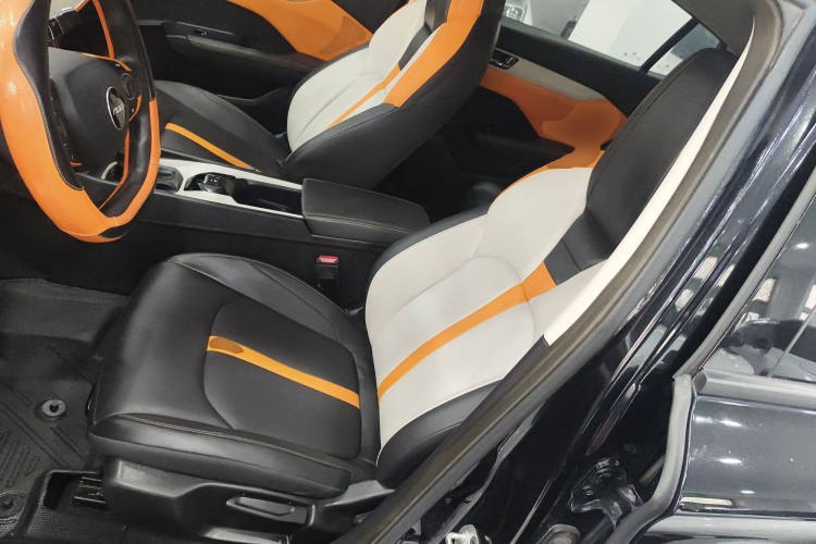 东风风神 奕炫 2023款 马赫版 1.5L 自动追风版局部细节19