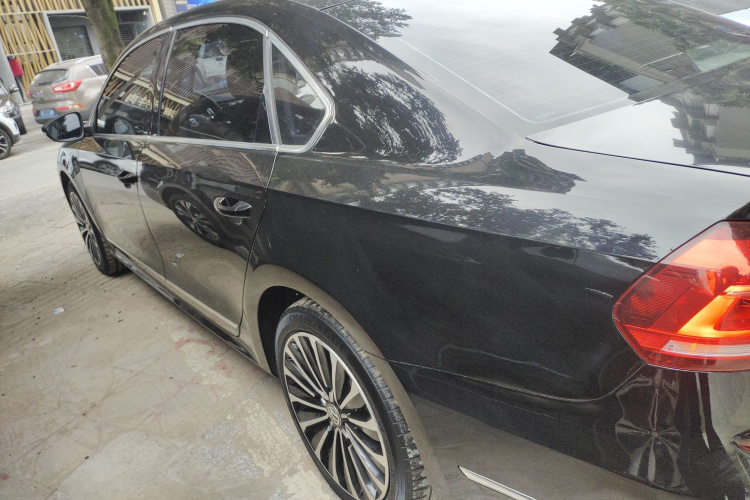 大众 帕萨特 2016款 330TSI DSG御尊版车身外观6003