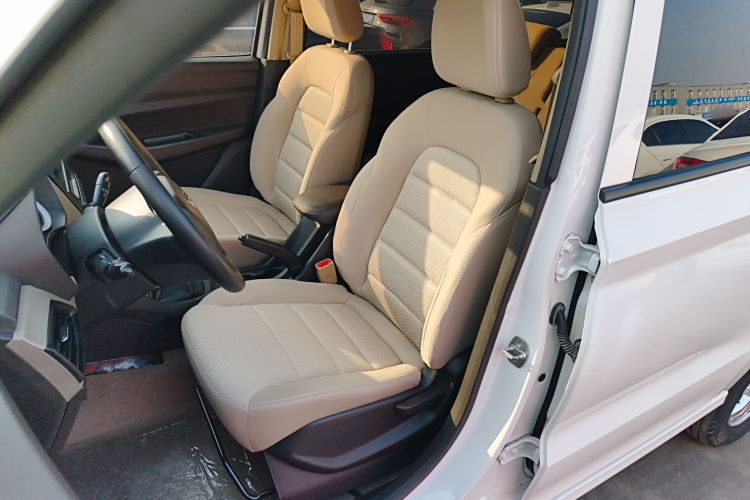 五菱汽车 五菱宏光 2019款 1.5L S标准型国VI LAR局部细节19