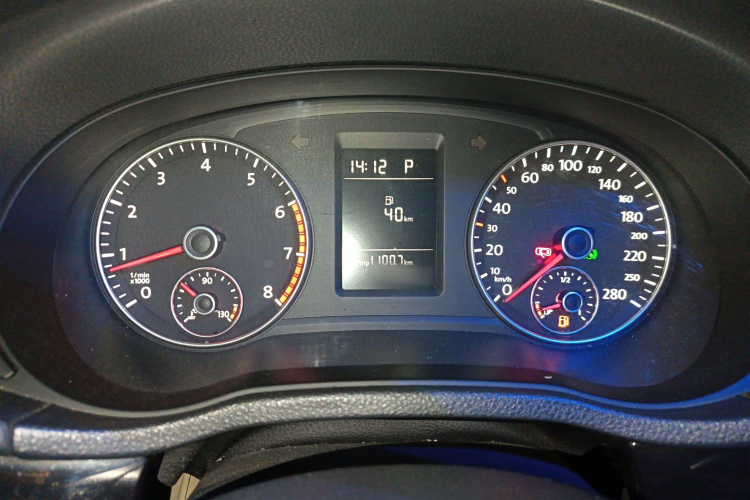 大众 帕萨特 2011款 1.8TSI 自动尊荣版局部细节14