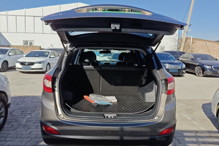 北京现代ix35 2013款 2.0L 自动两驱智能型GLS 国IV局部细节23