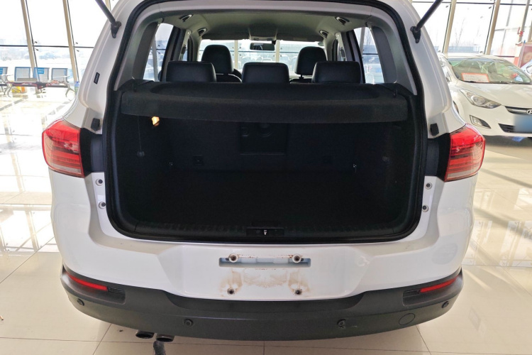 大众 途观 2017款 300TSI 自动两驱丝绸之路风尚版机舱底盘23