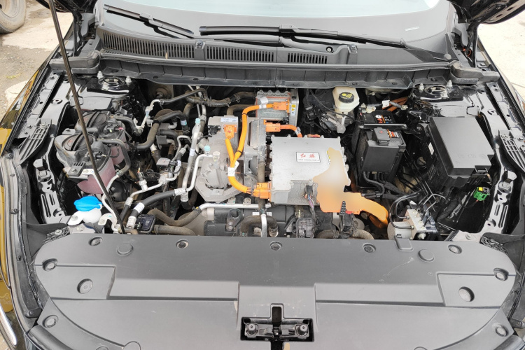 红旗E-QM5 2022款 431km 充电乐享版局部细节24