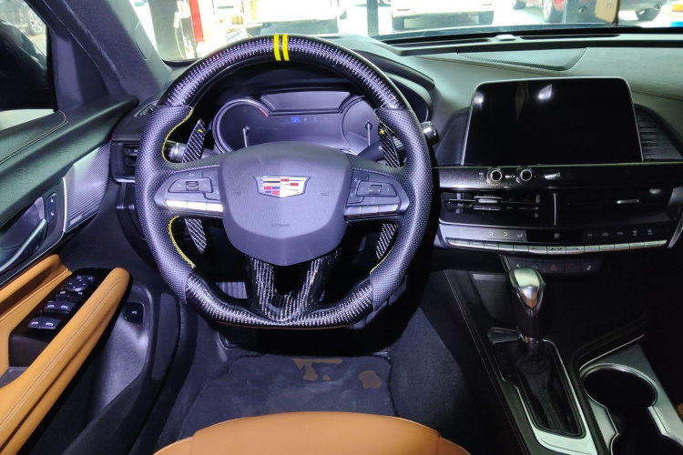 凯迪拉克CT4 2021款 28T 豪华型局部细节13