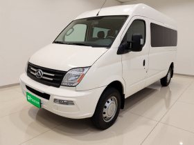 上汽大通MAXUS 新途V80 2023款 2.0T 手动经典傲运通长轴中顶6/7/8/9座