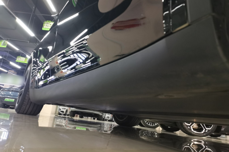 特斯拉 Model Y 2022款 改款 后轮驱动版局部细节9001