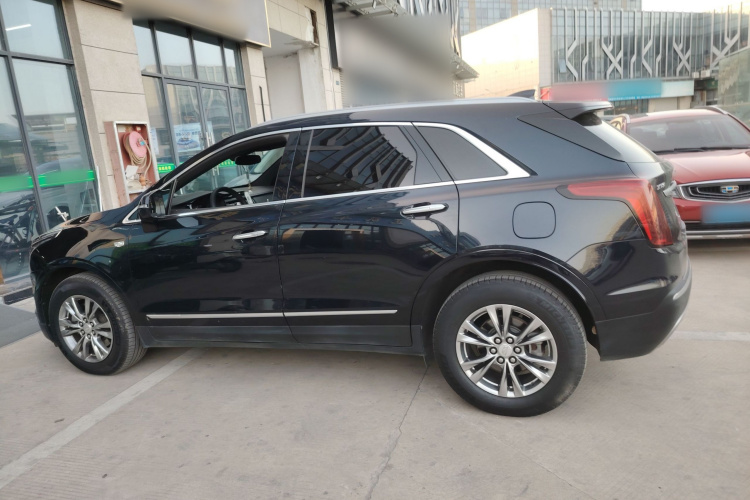 凯迪拉克XT5 2020款 28T 豪华型车身外观4