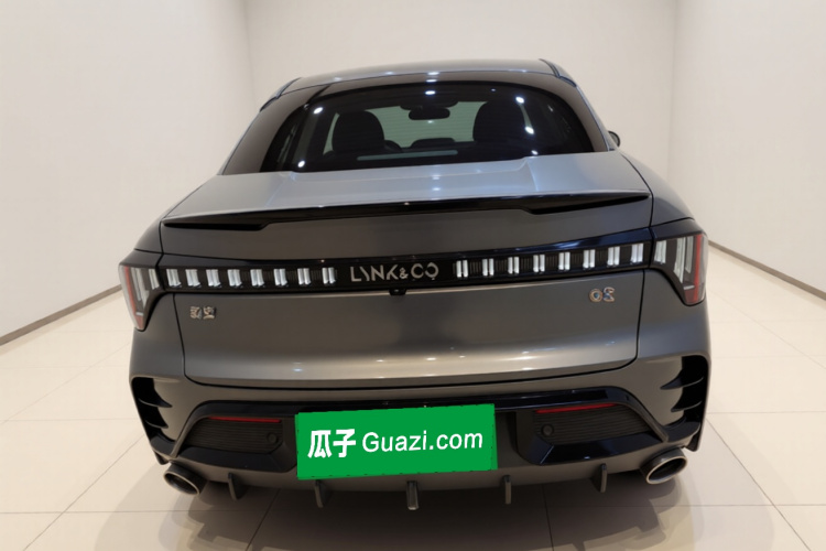 领克03 2025款 1.5TD DCT冠军版Pro车身外观6