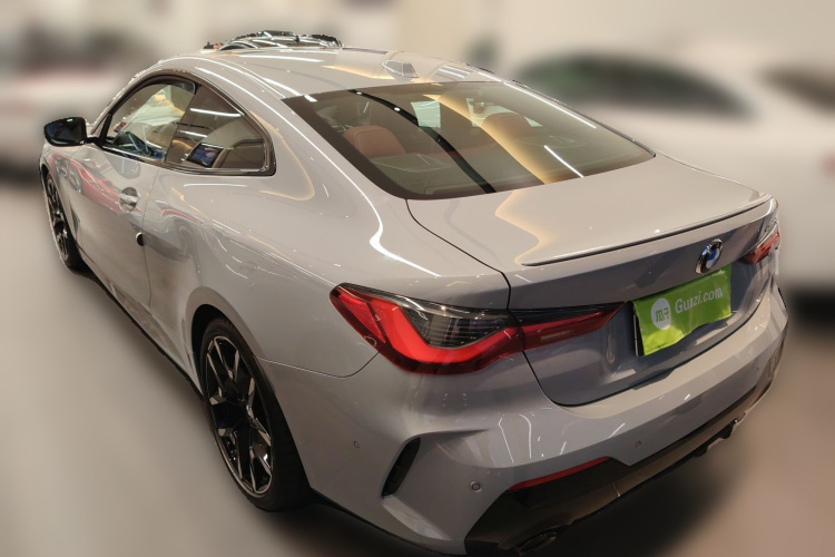 宝马4系 2024款 430i M运动曜夜套装车身外观5