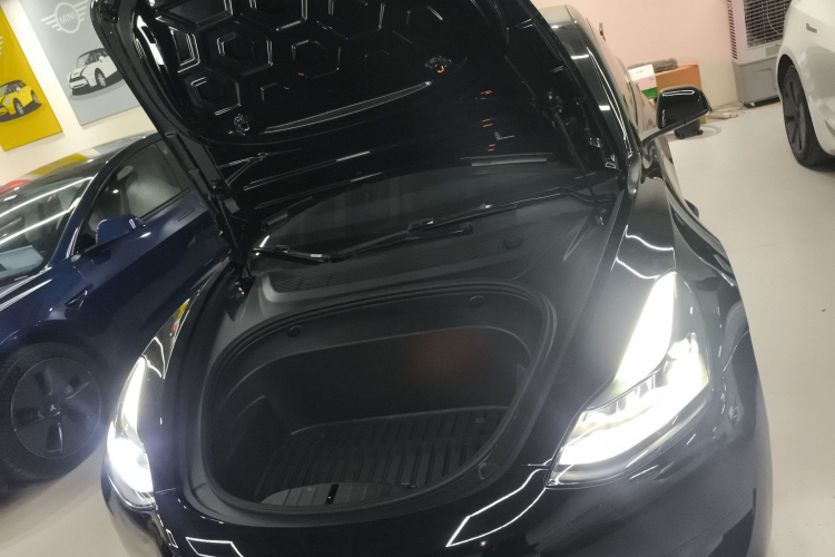 特斯拉 Model 3 2022款 后轮驱动版局部细节24