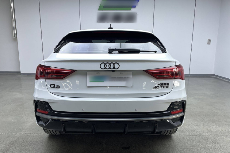 奥迪Q3 Sportback 2024款 40 TFSI 时尚型车身外观6005