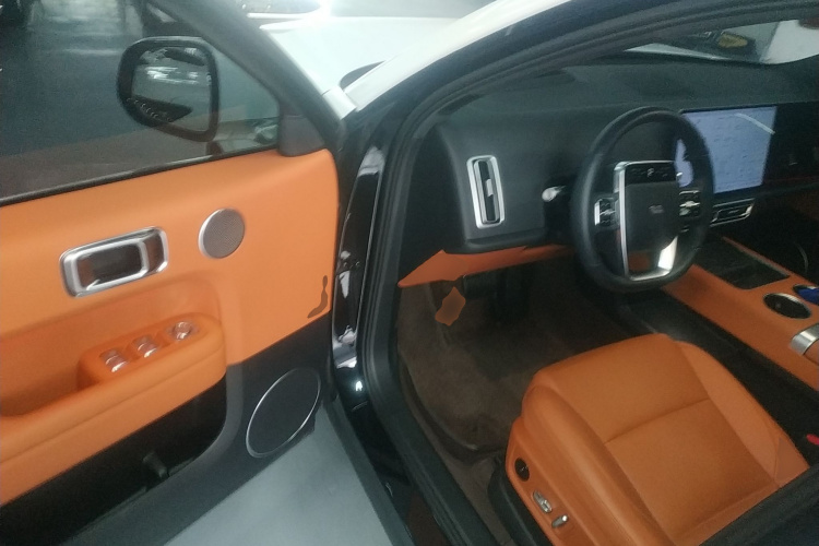 理想汽车 理想L6 2024款 Pro中控内饰20