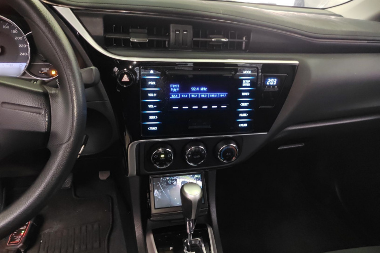 丰田 卡罗拉 2017款 改款 1.2T S-CVT GL局部细节16