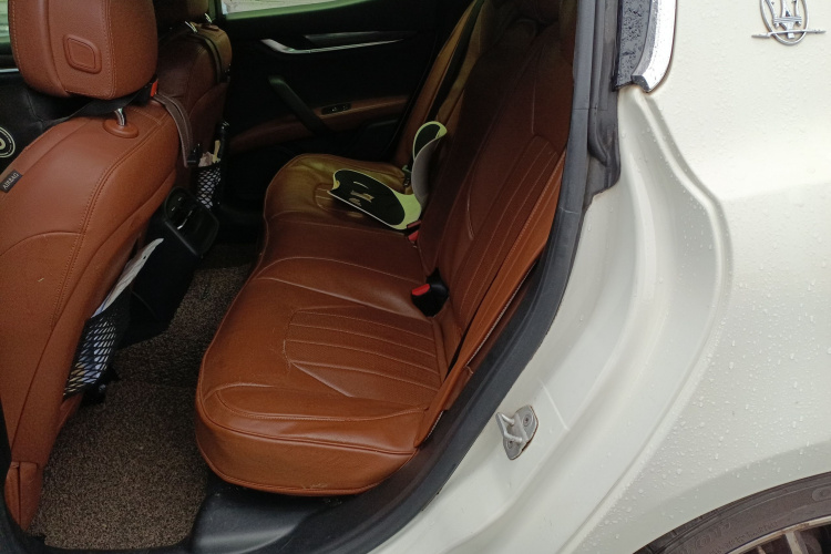 玛莎拉蒂 Ghibli 2014款 3.0T 标准版中控内饰7004