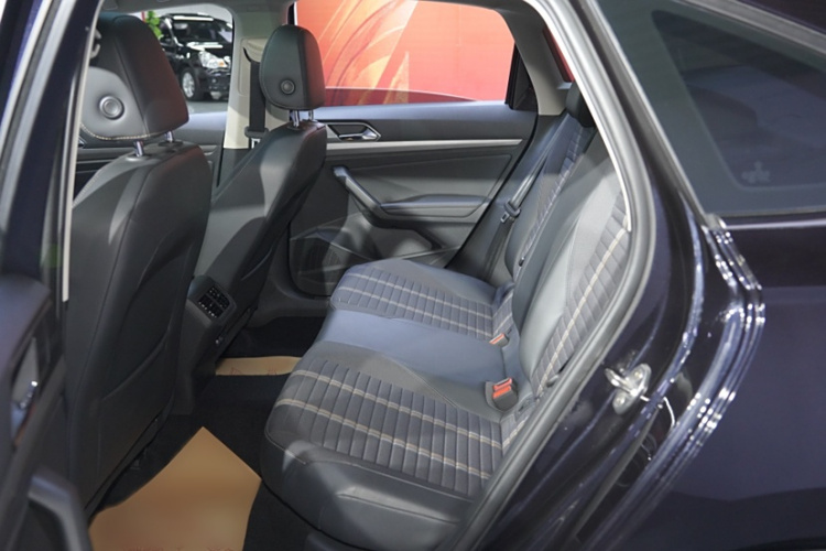 大众 朗逸 2021款 280TSI DSG舒适版中控内饰7009