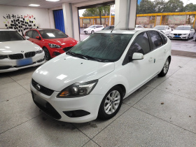 福特 福克斯 2013款 两厢经典 1.8L 手动百万纪念版