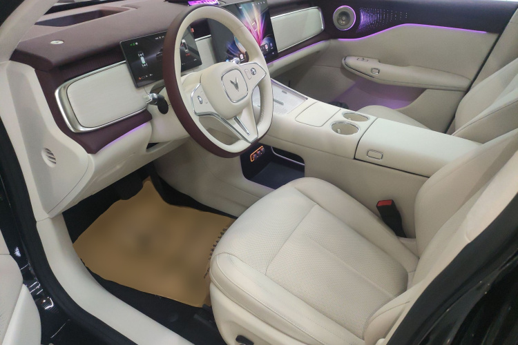 岚图汽车 岚图知音 2025款 四驱乾崑版中控内饰19