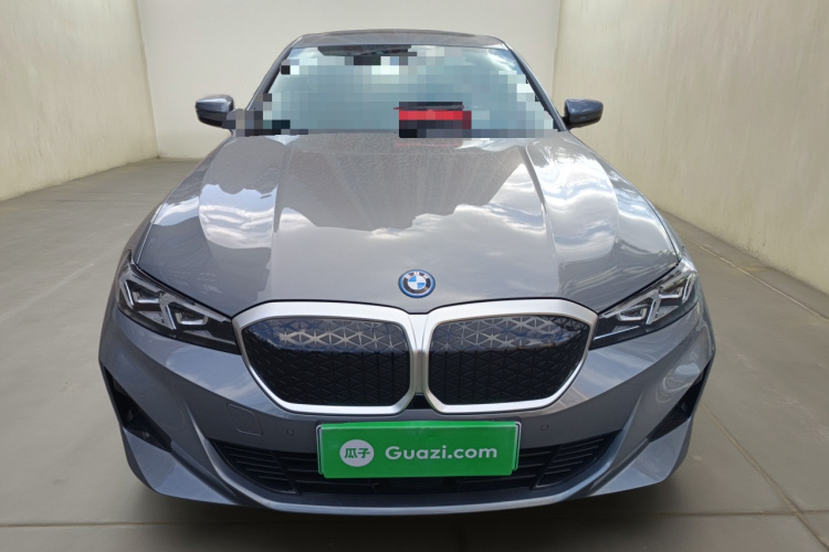 宝马i3 2025款 eDrive 35 L车身外观2