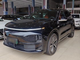 理想汽车 理想L6 2025款 Pro 智能焕新版