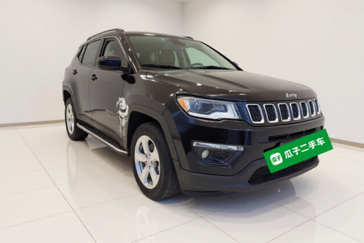 Jeep 指南者 2017款 200T 自动舒享版车身外观3