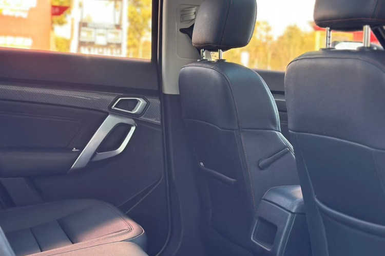 北京BJ20 2016款 1.5T CVT尊贵型中控内饰7005