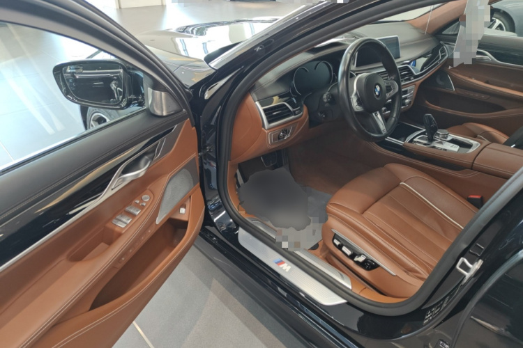 宝马7系 2018款 740Li xDrive 尊享型 M运动套装中控内饰20