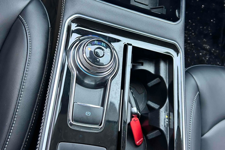 福特 锐界 2021款 PLUS EcoBoost 245 两驱豪锐型 7座中控内饰7009