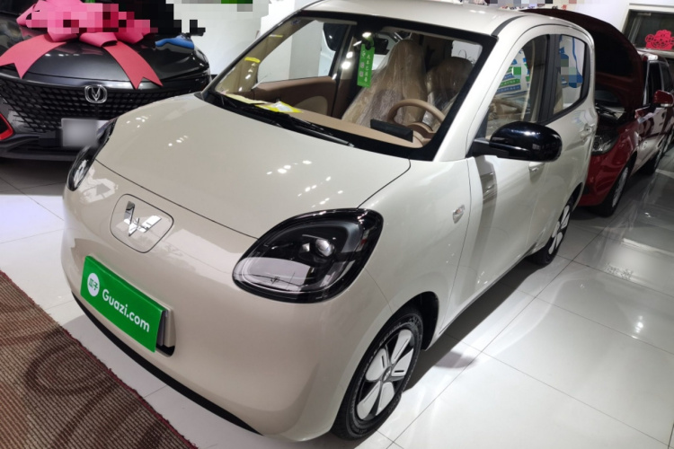 五菱汽车 宏光MINIEV 2025款 四门版 进阶款车身外观1