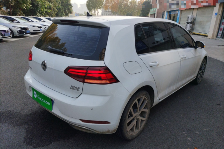 大众 高尔夫 2020款 挚爱版 280TSI DSG舒适型车身外观6005