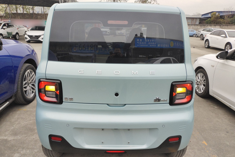 吉利银河 2023款 熊猫mini 200km 耐力熊车身外观6004