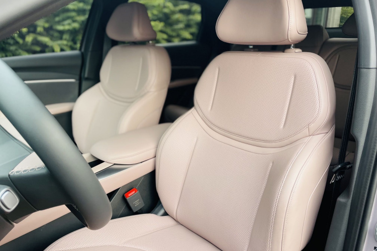 小鹏MONA M03 2025款 502 长续航 Max中控内饰7003