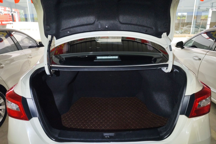 日产 轩逸 2022款 经典 1.6XE CVT舒适版局部细节23