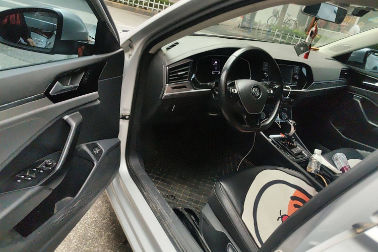 大众 速腾 2019款 280TSI DSG舒适型 国VI中控内饰20