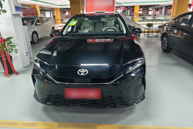 丰田 凯美瑞 2024款 双擎 2.5HG 尊贵版车身外观6001